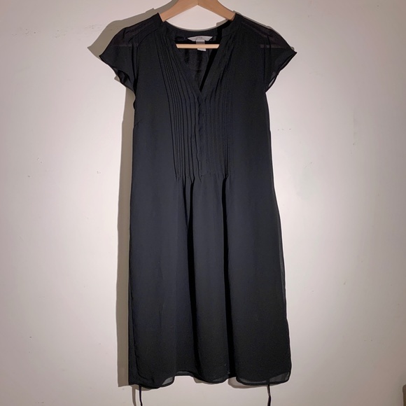 Like New H&M Little Black Dress with Chiffon Sleeves Size XS - Picture 4 of 6